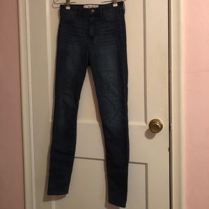 Hollister High Rise Jean Legging